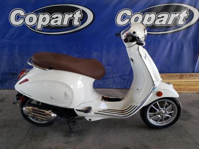 Vespa Scooter 150 Image 5