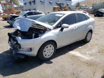  Salvage Ford Fiesta