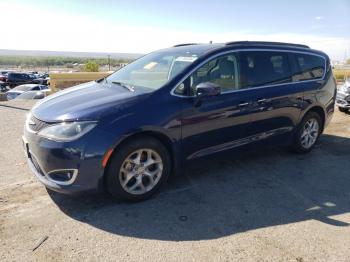  Salvage Chrysler Pacifica