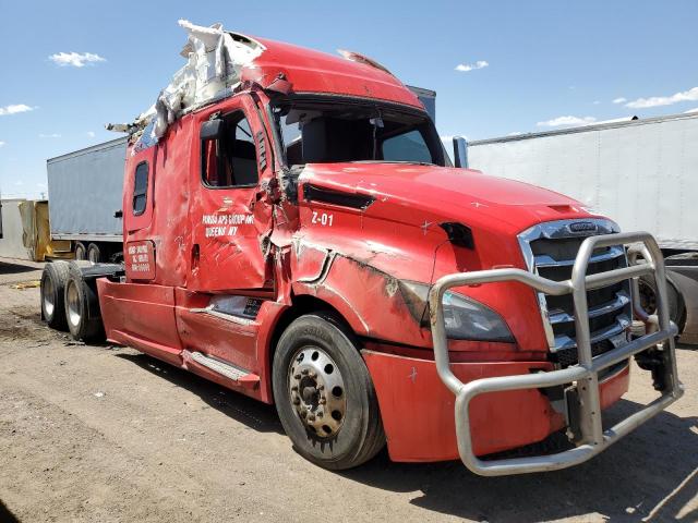  Salvage Freightliner Cascadia 1