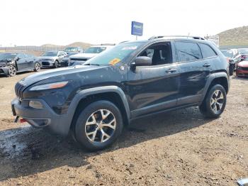  Salvage Jeep Cherokee