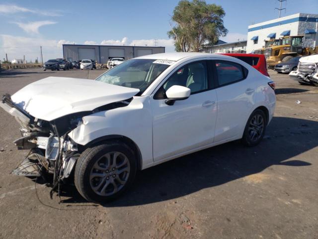  Salvage Toyota Yaris