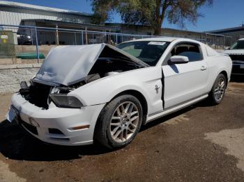  Salvage Ford Mustang