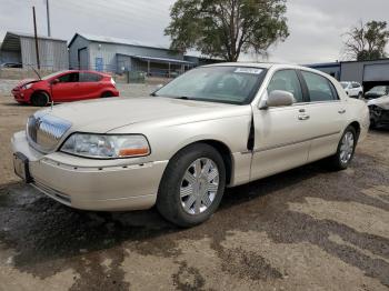  Salvage Lincoln Towncar