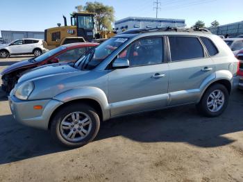  Salvage Hyundai TUCSON