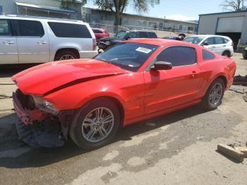  Salvage Ford Mustang