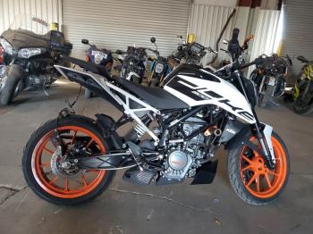  Salvage KTM 200 Duke