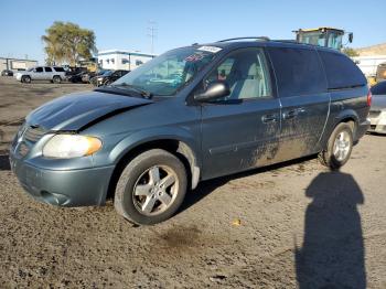  Salvage Dodge Caravan