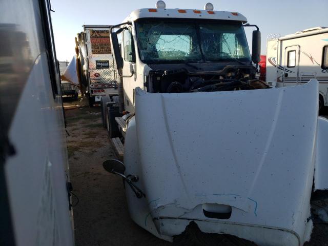  Salvage Freightliner Convention