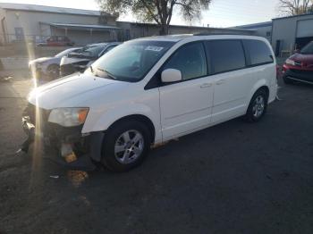  Salvage Dodge Caravan