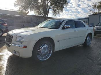  Salvage Chrysler 300