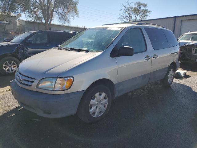  Salvage Toyota Sienna