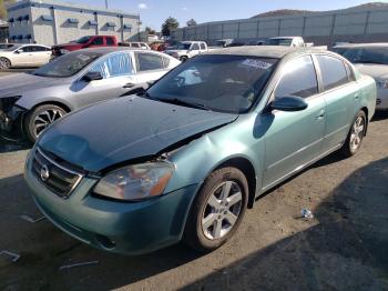  Salvage Nissan Altima