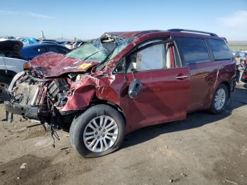  Salvage Toyota Sienna