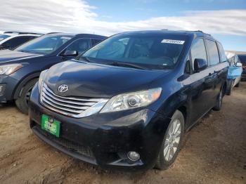  Salvage Toyota Sienna