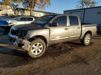  Salvage Nissan Titan