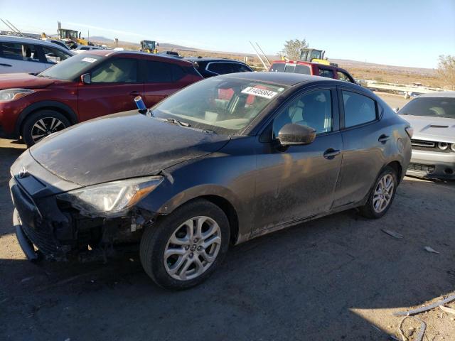  Salvage Toyota Yaris