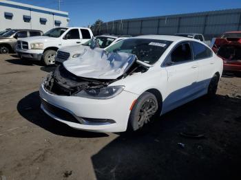  Salvage Chrysler 200