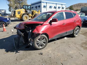  Salvage Hyundai TUCSON