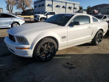  Salvage Ford Mustang