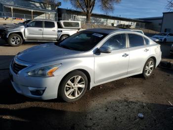  Salvage Nissan Altima