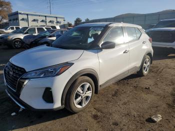  Salvage Nissan Kicks