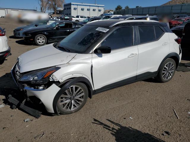  Salvage Nissan Kicks