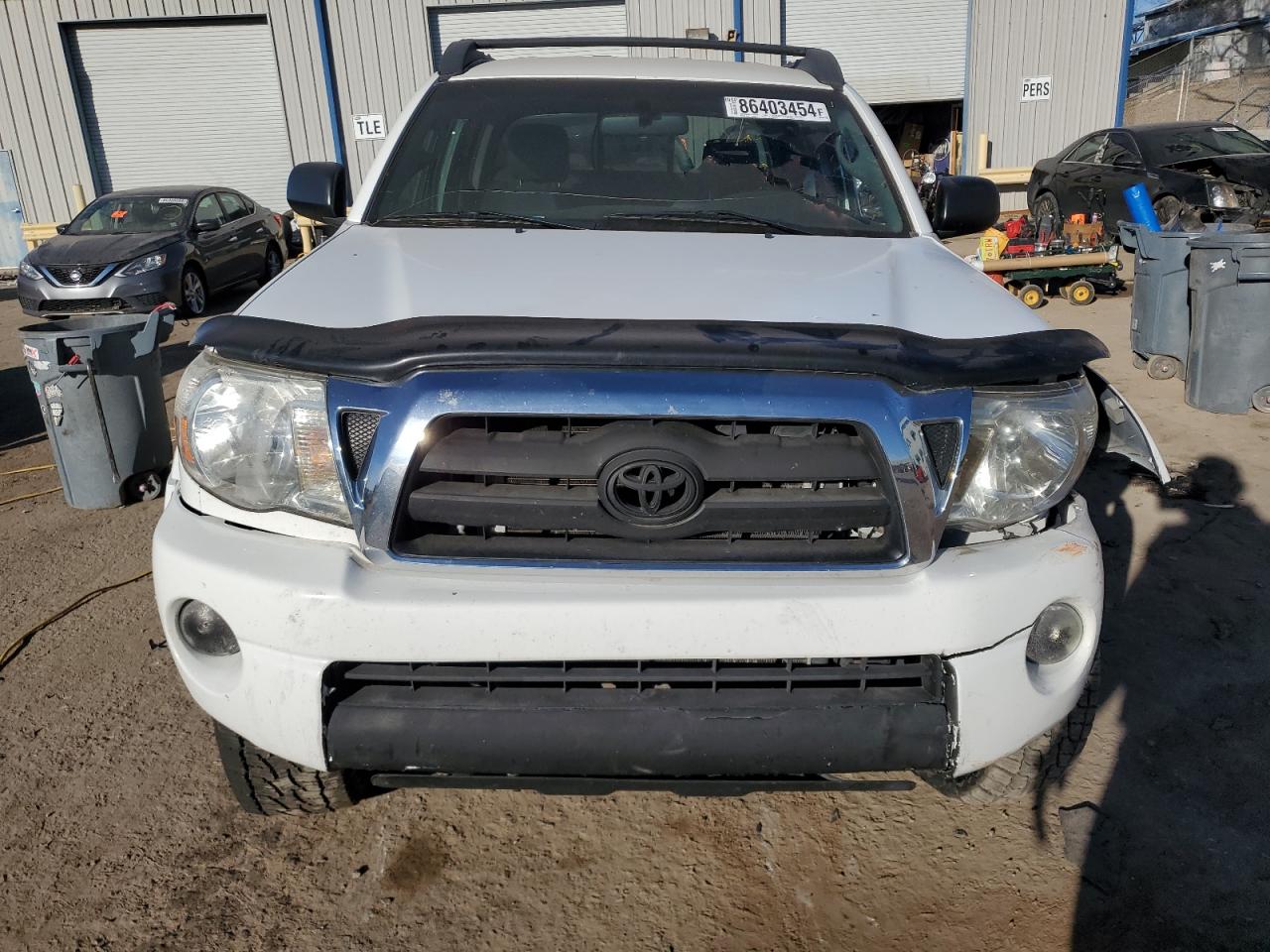 Toyota Tacoma Double Cab Image 4