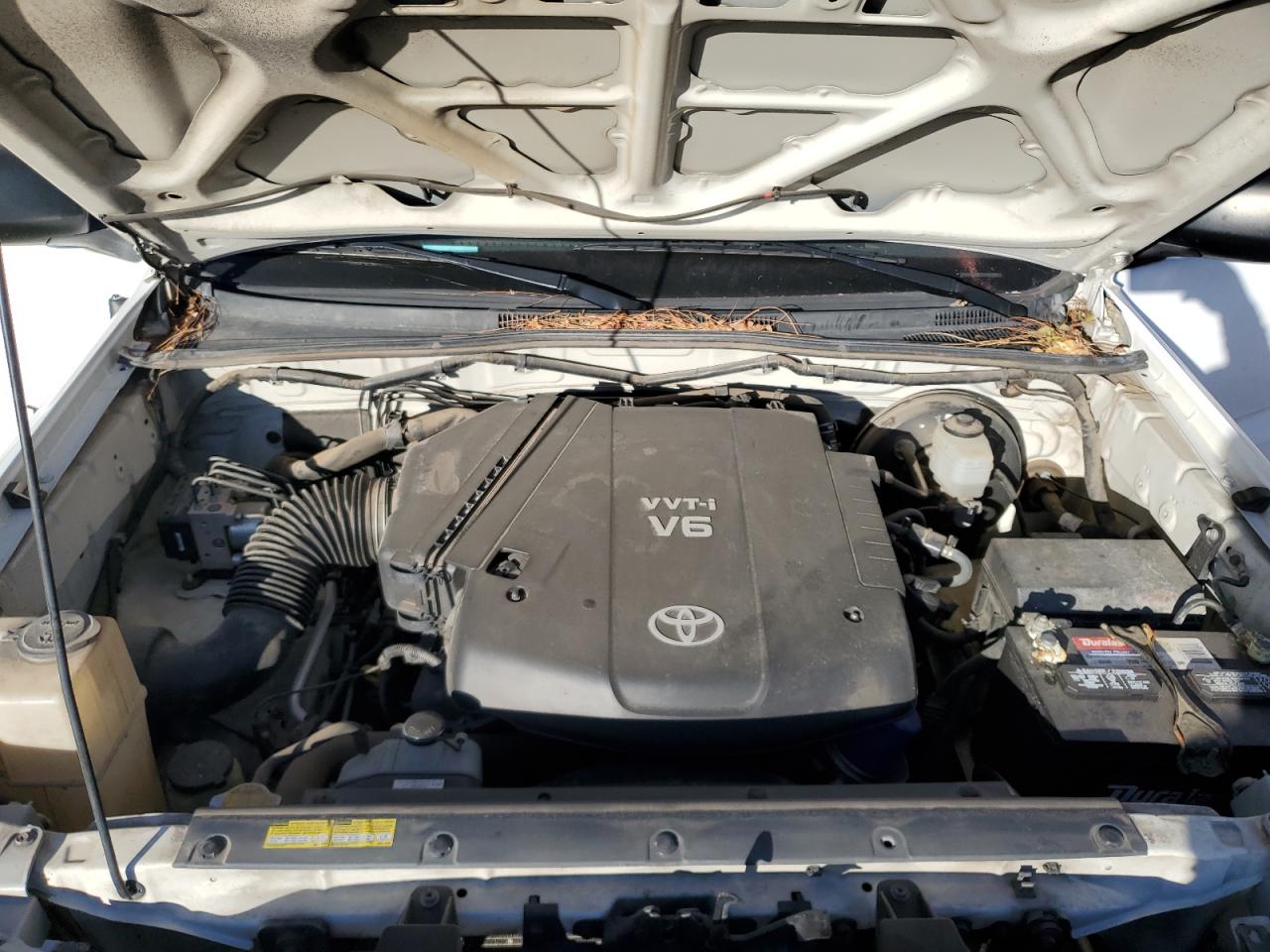 Toyota Tacoma Double Cab Image 6