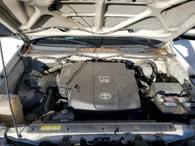 Toyota Tacoma Double Cab Image 6