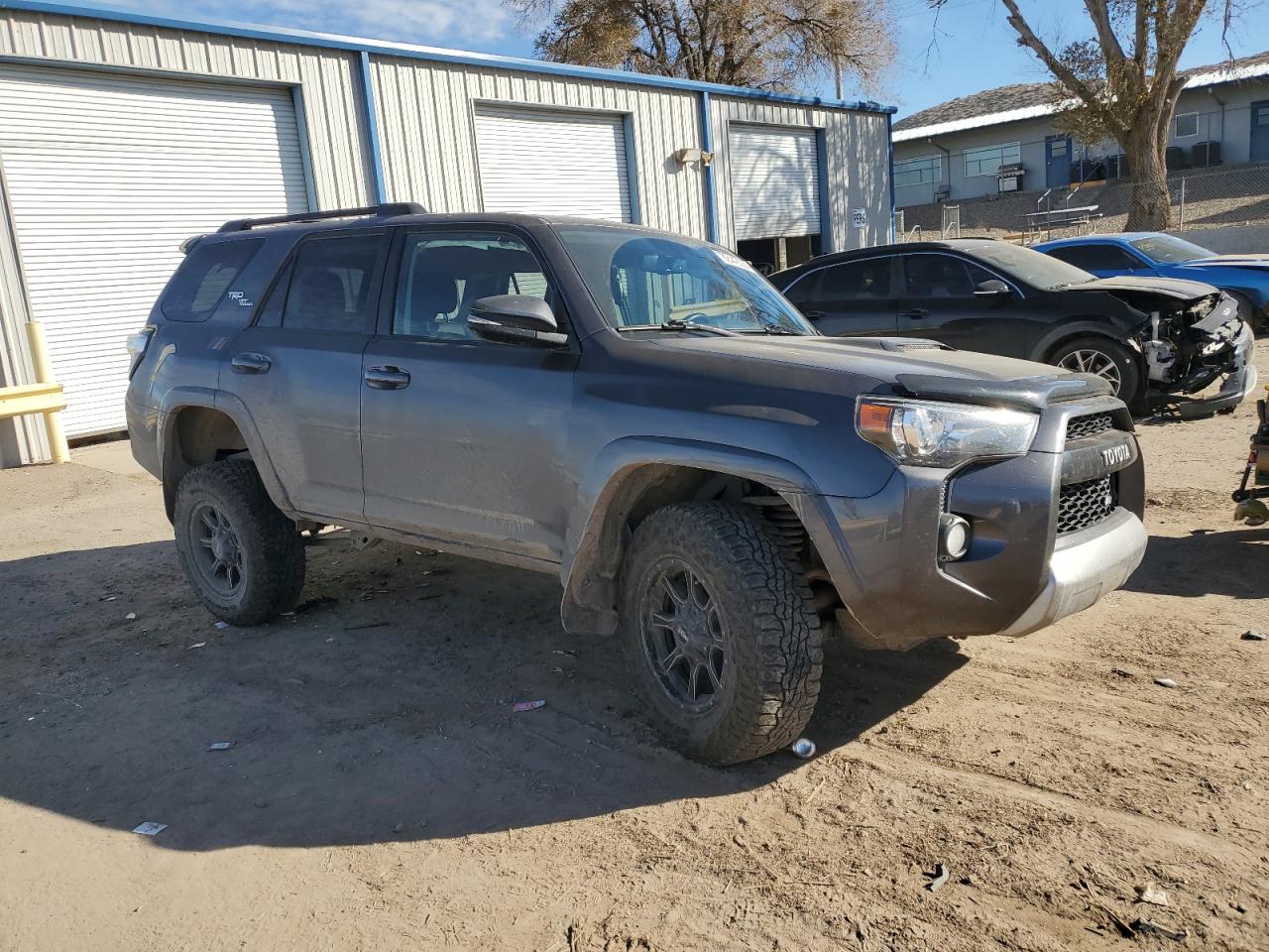 Toyota 4Runner Sr5 Image 6