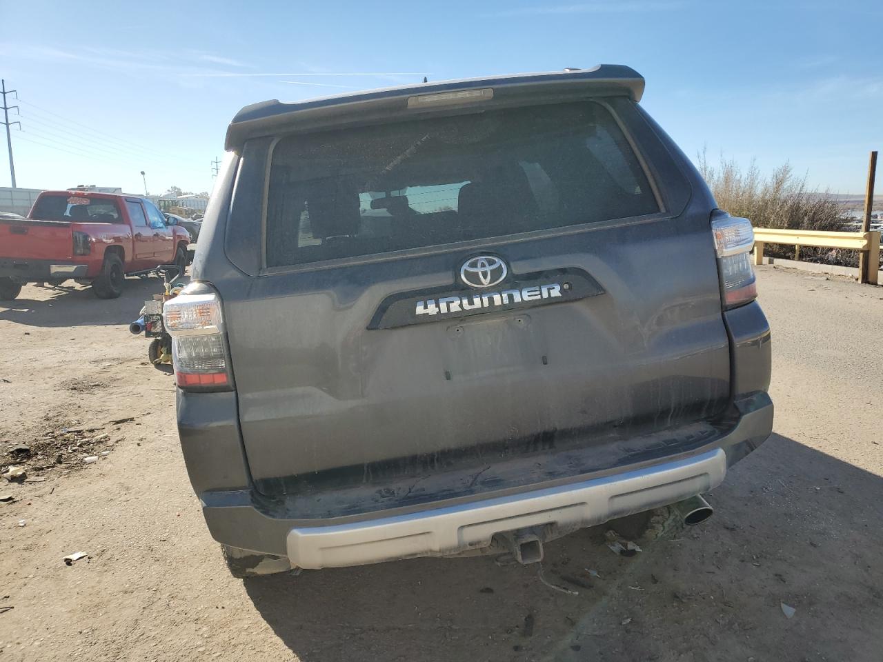 Toyota 4Runner Sr5 Image 5