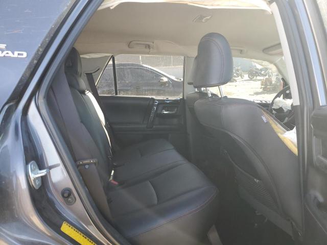 Toyota 4Runner Sr5 Image 3