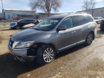  Salvage Nissan Pathfinder