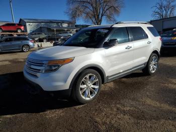  Salvage Ford Explorer