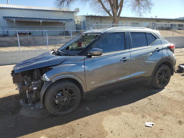  Salvage Nissan Kicks