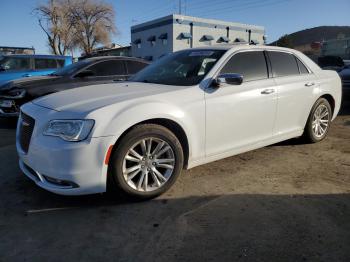  Salvage Chrysler 300