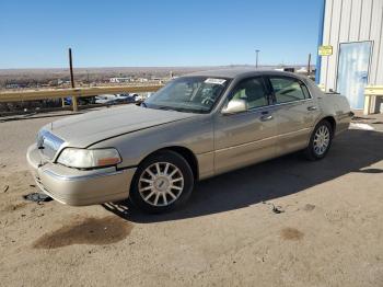  Salvage Lincoln Towncar