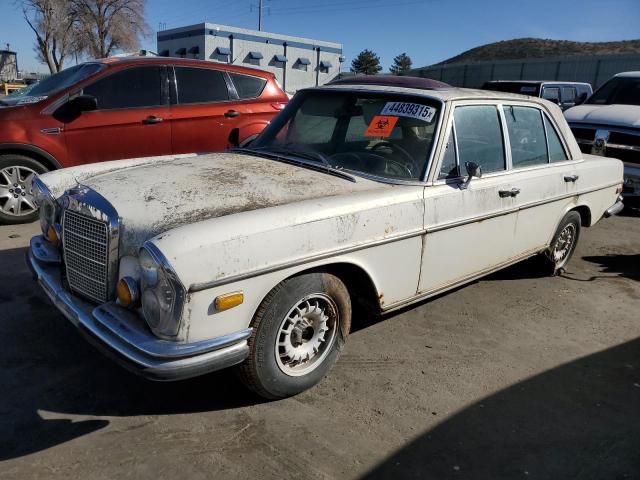  Salvage Mercedes-Benz 280-Class