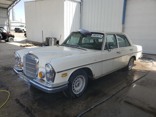  Salvage Mercedes-Benz 280-Class