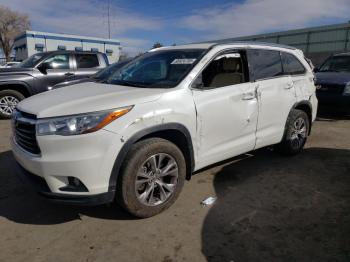  Salvage Toyota Highlander