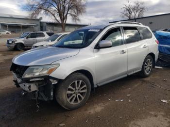  Salvage Nissan Pathfinder