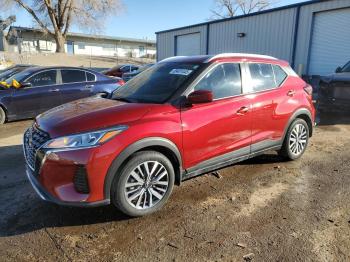  Salvage Nissan Kicks