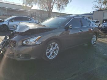  Salvage Nissan Maxima