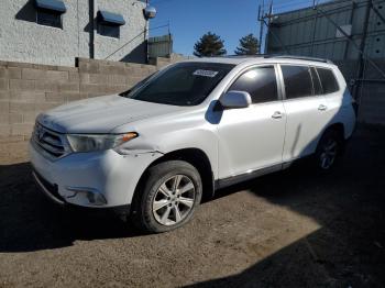  Salvage Toyota Highlander