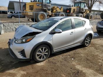  Salvage Toyota Prius