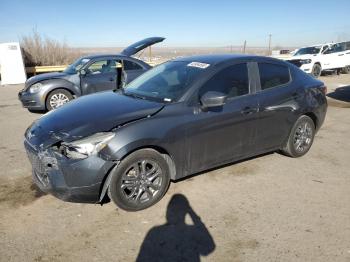  Salvage Toyota Yaris