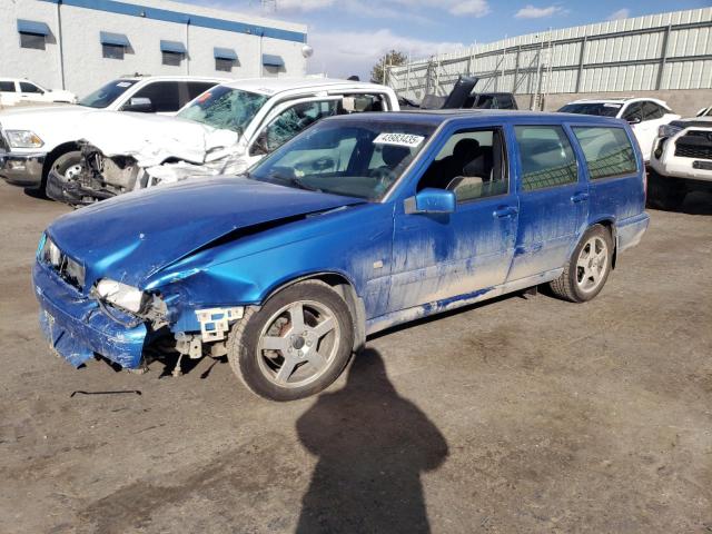  Salvage Volvo V70