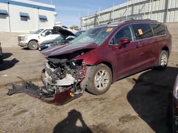  Salvage Chrysler Pacifica