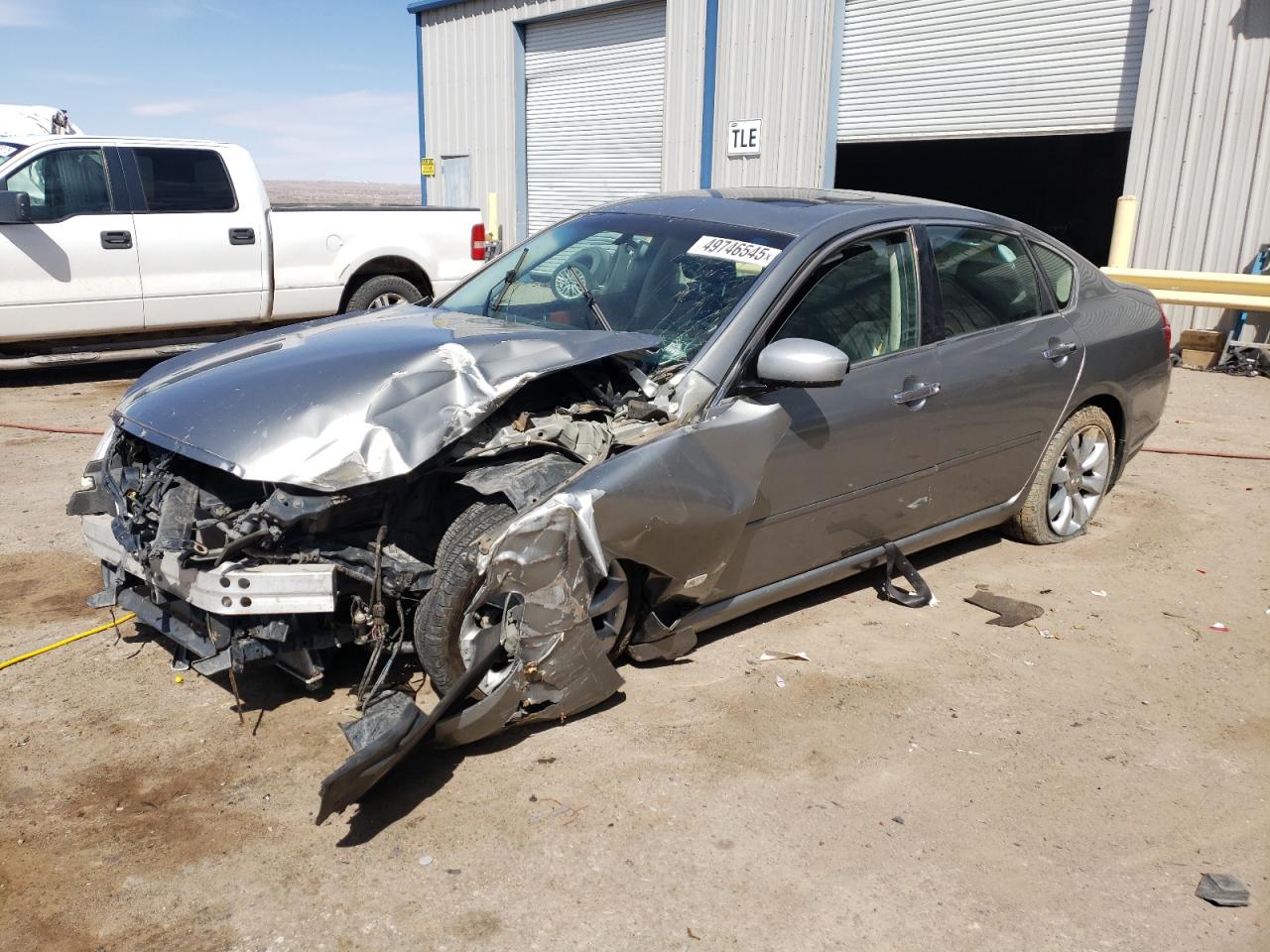 INFINITI M35 Base Image 1